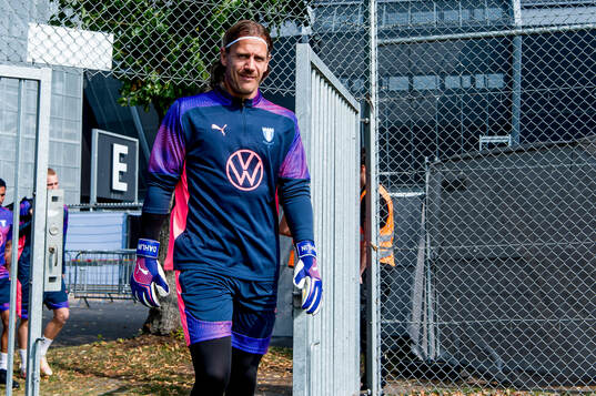 Goalkeeper Johan Dahlin of Malmö FF