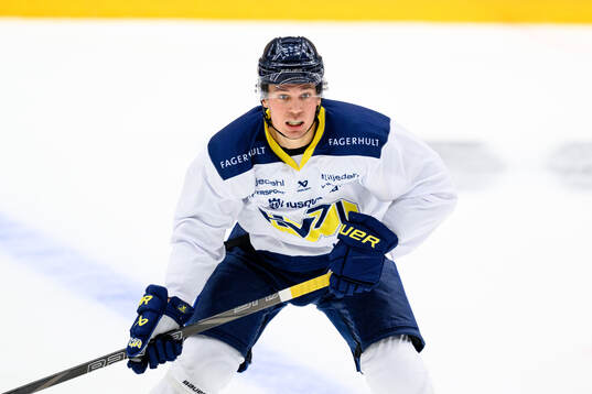 Måns Lindbäck