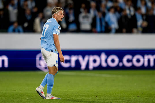 Jens Stryger of Malmö FF looks dejected