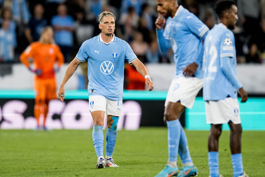 Jens Stryger of Malmö FF looks dejected