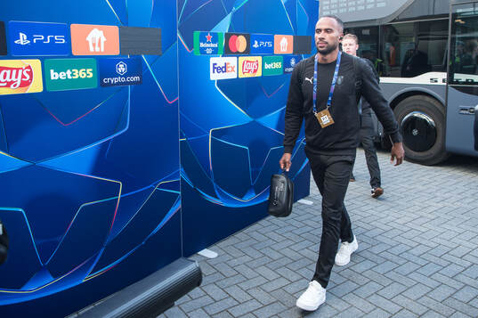 Isaac Kiese Thelin of Malmö FF arrives