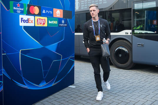 Søren Rieks of Malmö FF arrives