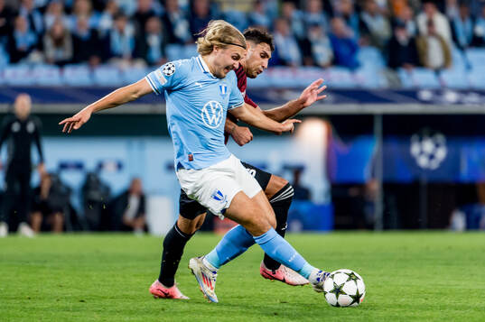 Sebastian Nanasi of Malmö FF and Qazim Laci of Sparta Prag