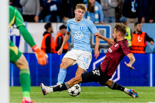 Hugo Bolin of Malmö FF and Matej Rynes of Sparta Prag