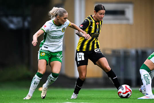 Hammarbys Alice Carlsson och Häckens Tabby Tindell
