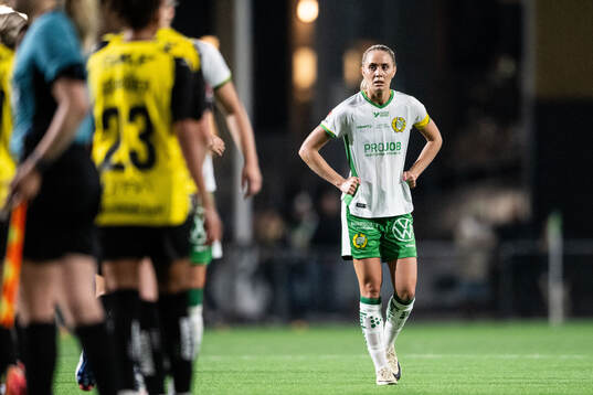Hammarbys Alice Carlsson deppar