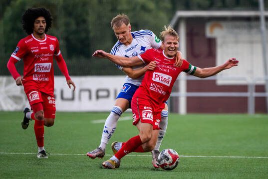 IFK Norrköpings Marcus Baggesen och Piteås Henrik Millbert