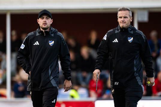 IFK Norrköpings assisterande tränare Fredrik Landén och