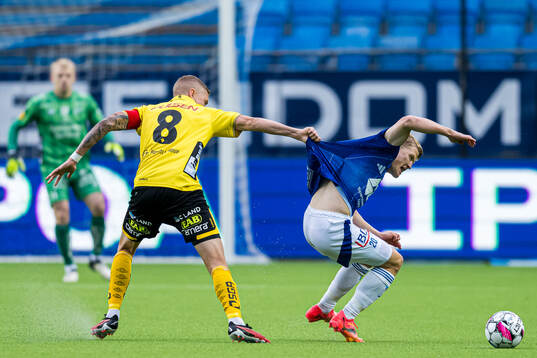 Sebastian Holmén of Elfsborg and Kristian Eriksen of Molde