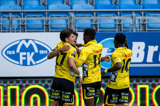 Ahmed Qasem of Elfsborg celebrates