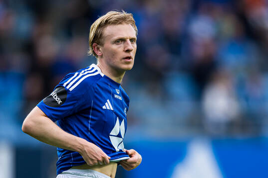 Mats Møller Dæhli of Molde looks dejected