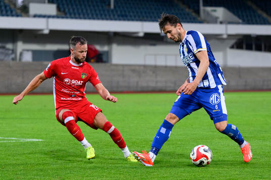 Ariana FCs Robert Lundström och IFK Göteborgs Anders