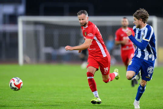 Ariana FCs Robert Lundström och IFK Göteborgs Gustaf