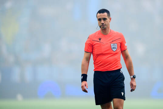 Referee Jasper Vergoote