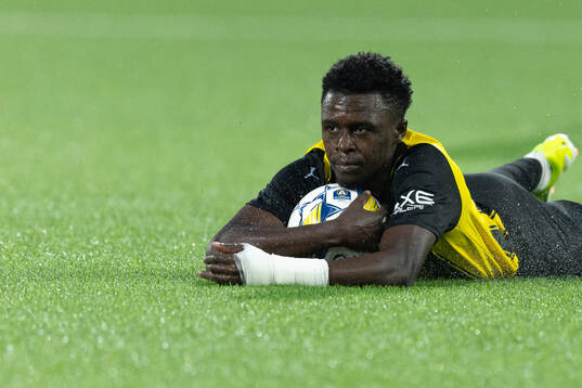 Zeidane Inoussa of Häcken looks dejected