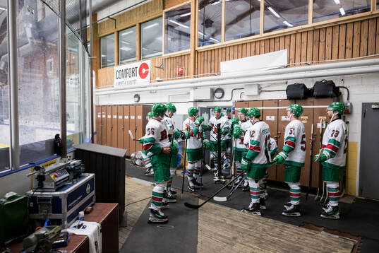 Bläddra bland fler bilder av Ishockey, Träningsmatch, Rögle - Västerås