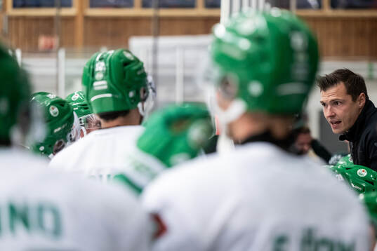 Rögles assisterande tränare Max Bohlin