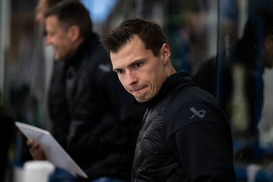 Rögles assisterande tränare Max Bohlin