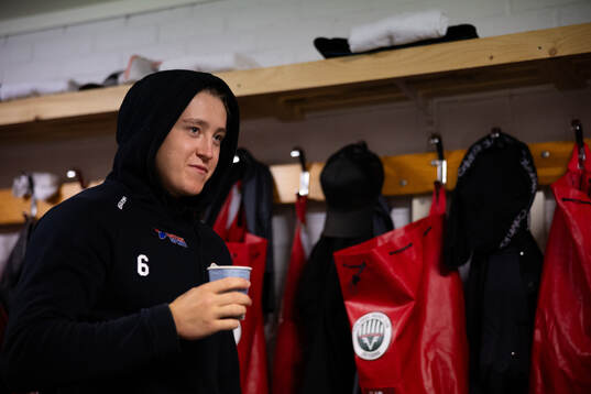 Frölundas Filip Hasa innan ishockeymatchen i Strömstad