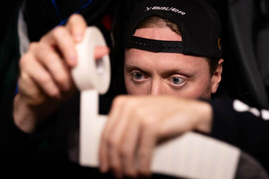 Frölundas Carl Klingberg innan ishockeymatchen i