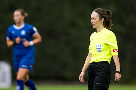 Henrikke Holm Nervik, referee