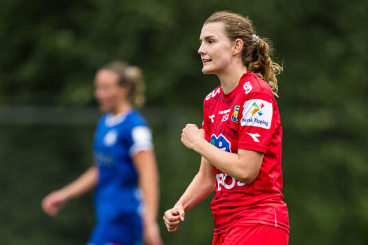 Julie Elise Hoff Klæboe of Røa celebrates