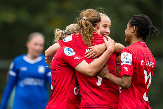 Julie Elise Hoff Klæboe of Røa celebrates