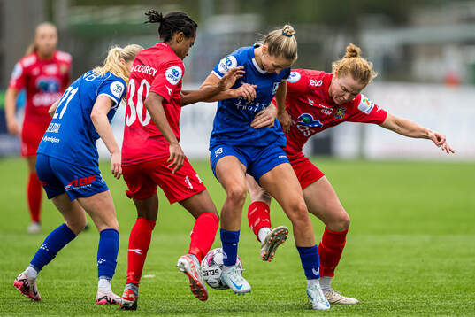 Marina Heggernes Jensen of Åsane and Oline Brekke Fuglem