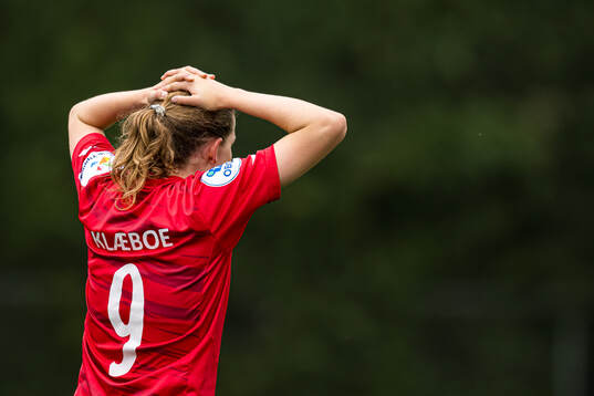 Julie Elise Hoff Klæboe of Røa looks dejected