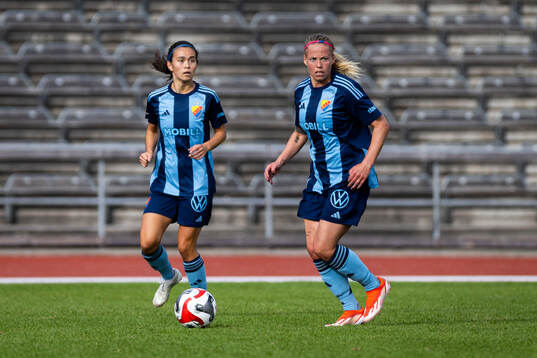 Djurgårdens Agnes Hedman och Therese Åsland