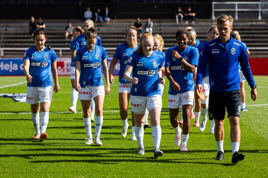 Växjö DFFs Sophia Redenstrand, Vasiliki Giannaka, Mimmi