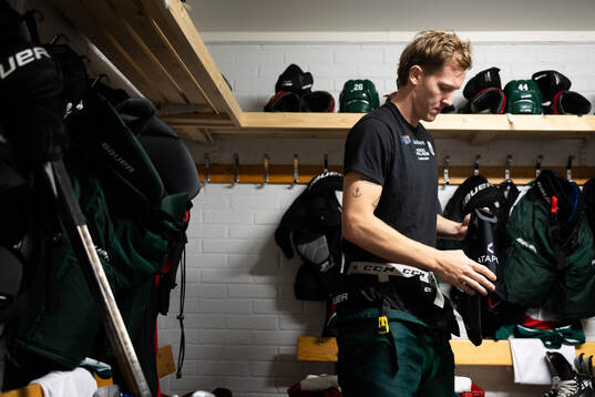 Frölundas Gustav Rydahl innan en träning med Frölunda