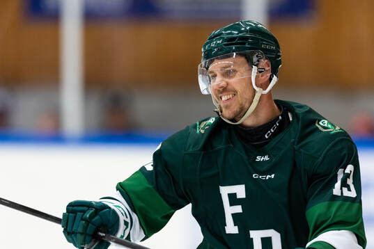 Färjestads Joel Kellman jublar