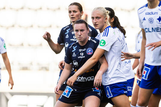 Linköpings Aimee Claypole och IFK Norrköpings Wilma