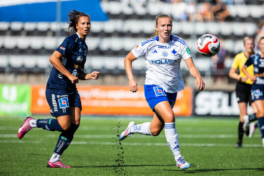 Linköpings Nellie Karlsson och IFK Norrköpings Sara