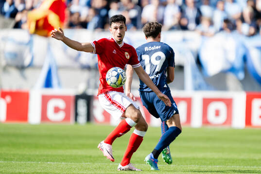Kalmars Dion Krasniqi och Malmö FFs Colin Rösler