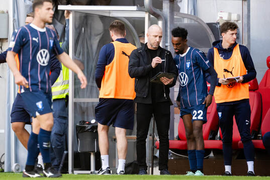 Malmö FFs tränare Henrik Rydström och Taha Ali