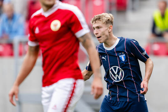 Malmö FFs Hugo Bolin jublar