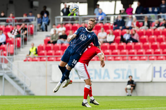 Malmö FFs Pontus Jansson och Kalmars Rasmus Sjöstedt