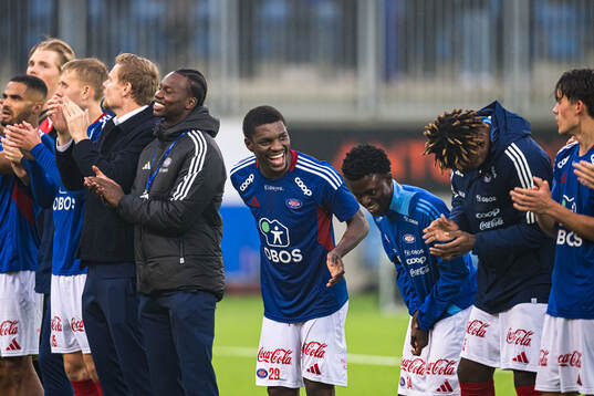 Fidel Brice Ambina of Vålerenga celebrates
