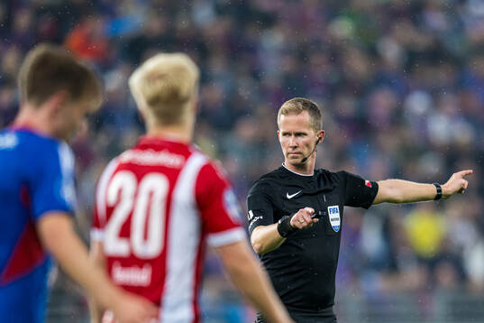 Kristoffer Hagenes, referee