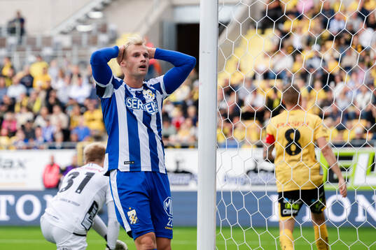 IFK Göteborgs Nikolai Baden Frederiksen deppar