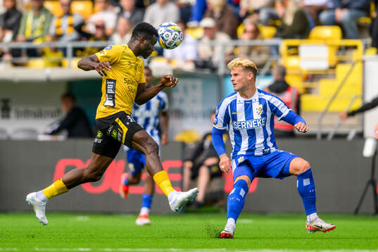 Elfsborgs Ibrahim Buhari och IFK Göteborgs Nikolai Baden