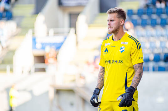 Östers Robin Wallinder deppar