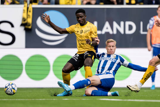 Elfsborgs Michael Baidoo och IFK Göteborgs Oscar Wendt
