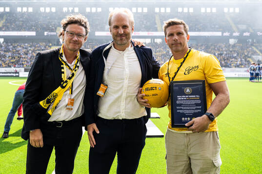 Elfsborgs klubbchef Stefan Andreasson, SEF’s Robert