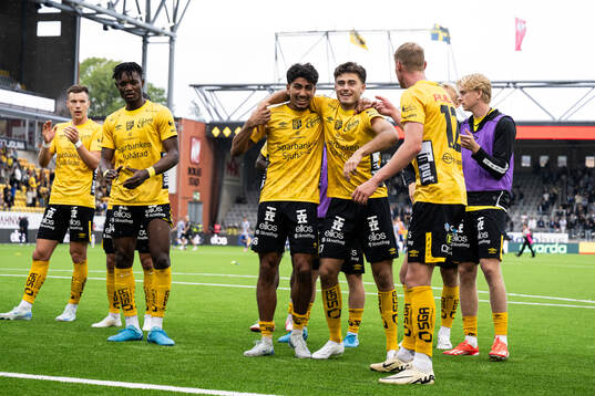 Elfsborgs Ahmed Qasem och Besfort Zeneli jublar