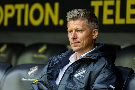 AIKs tränare Mikkjal Thomassen