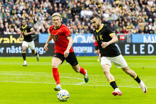 Brommapojkarnas Alexander Jensen och AIKs Ioannis Pittas