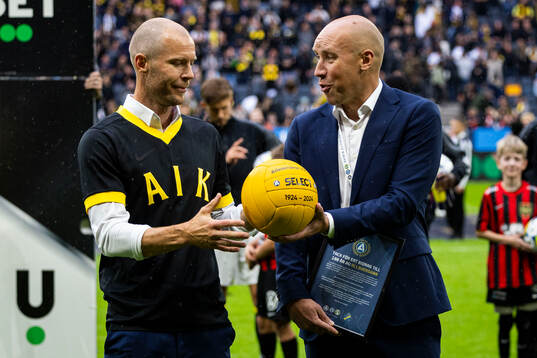 Per Karlsson och Simon Åström, ordförande i Svensk